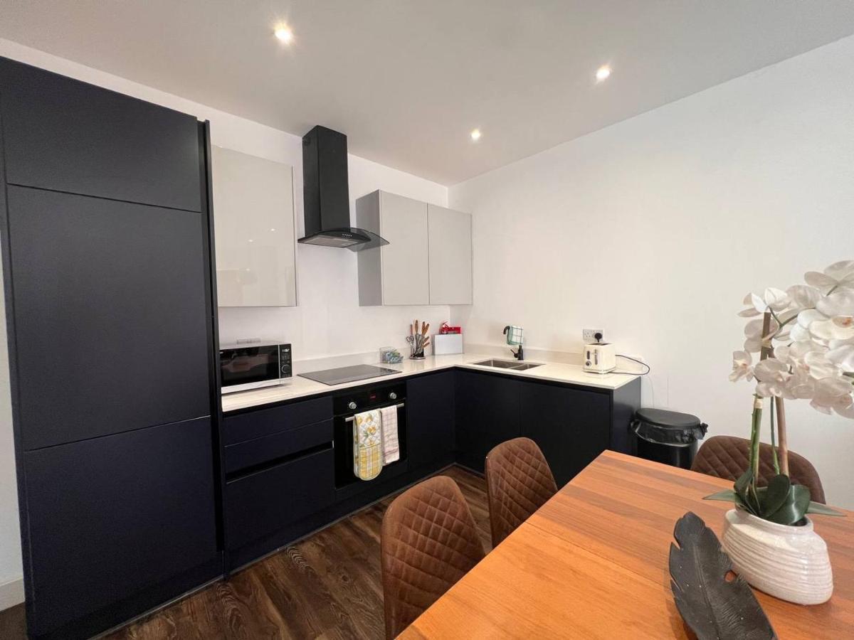 Star London Finchley Road 3-Bed Escape With Garden Lejlighed Eksteriør billede
